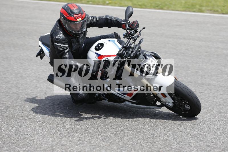 /Archiv-2024/29 12.06.2024 MOTO.CH Track Day ADR/Gruppe gelb/89